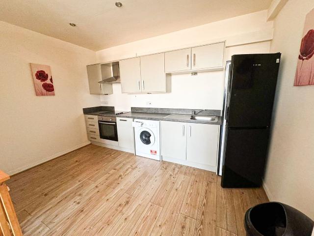 Studio for rent in Hull, City Of Kingston Upon Hull