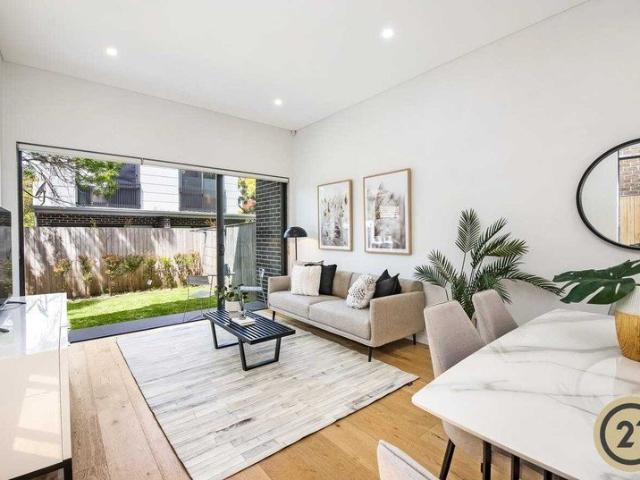 Duplex for rent in Sydney, New South Wales