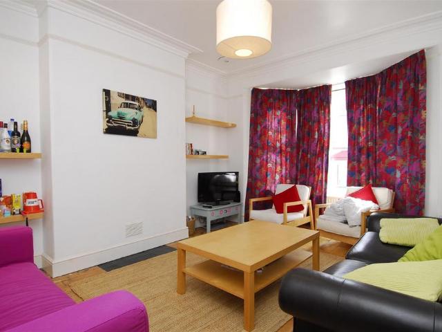 House for rent in Pennycomequick, Plymouth