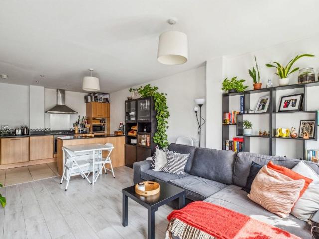 Apartment for rent in Roehampton, Greater London