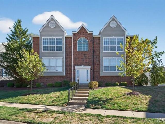 Condo for sale in Ballwin, Missouri