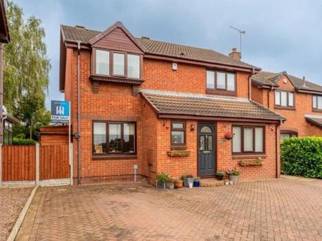 House for sale in Pontefract, West Yorkshire