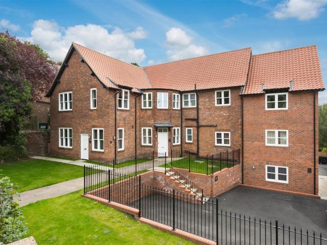 Apartment for rent in Holgate, High Field
