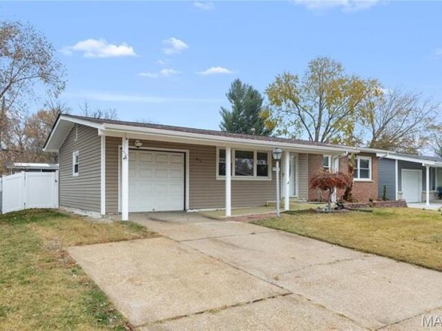 House for sale in Hazelwood, Missouri