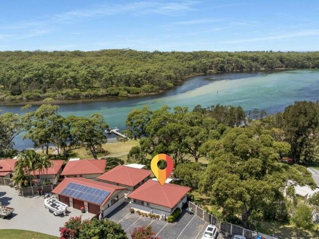 House for sale in Sussex Inlet, New South Wales