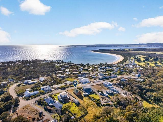 House for sale in Greens Beach, Tasmania