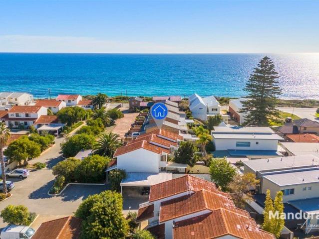 Apartment for sale in Parklands, Western Australia