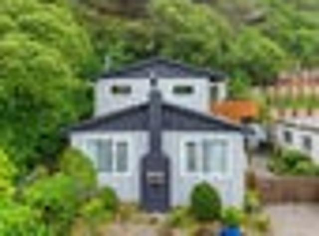 House for sale in Gore Bay, Canterbury