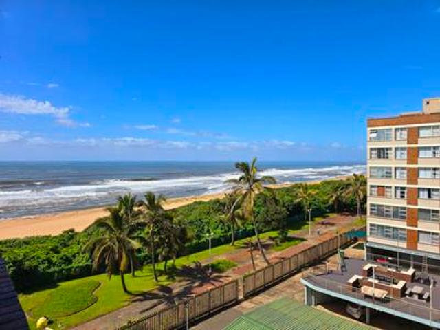 Apartment for sale in Amanzimtoti, Kwazulu-natal