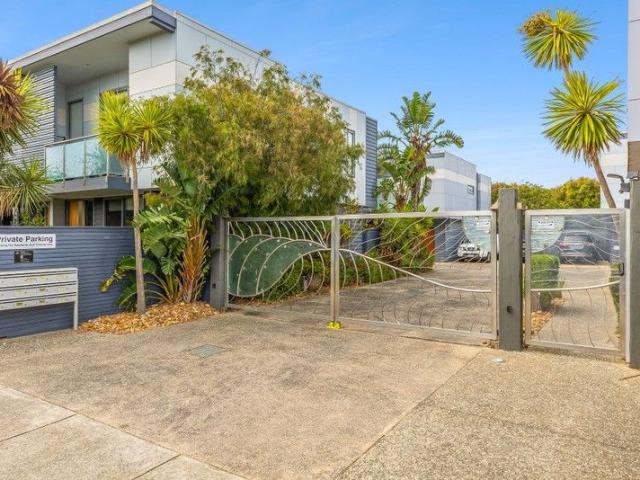 House for sale in Ocean Grove, Victoria
