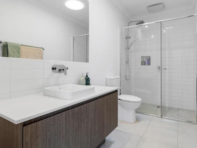 Townhouse for sale in Carrum Downs