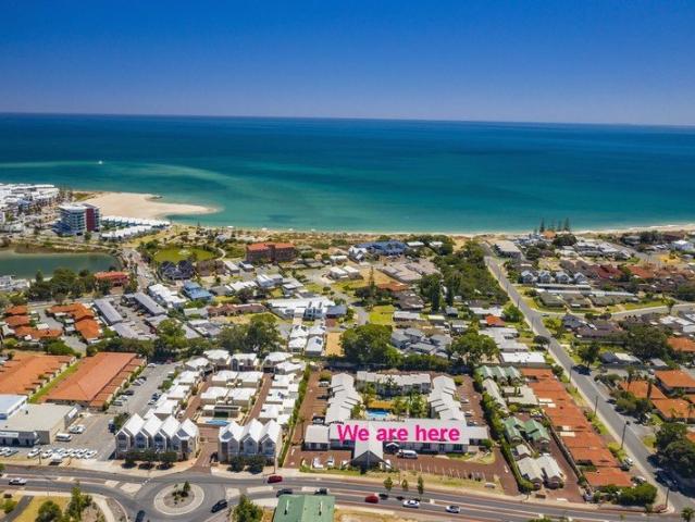 Apartment for sale in Parklands, Western Australia