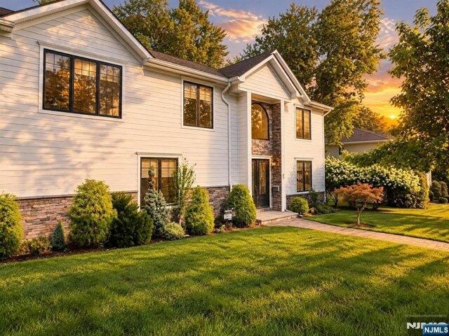 House for sale in Demarest, New Jersey