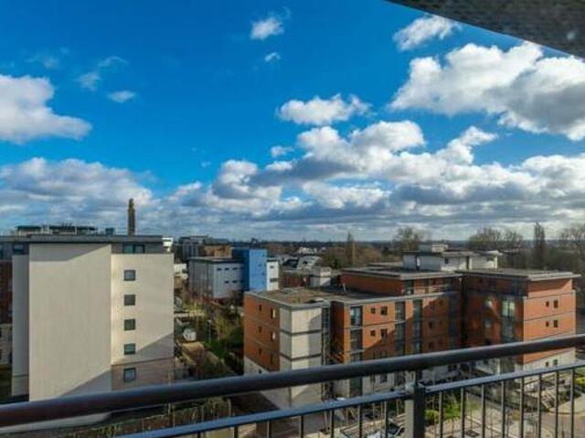 House for rent in Brentford End, Greater London