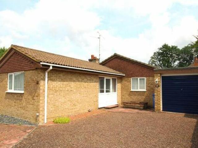 House for sale in Fleet, Hart