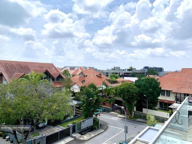 Apartment for sale in Ulu Pandan
