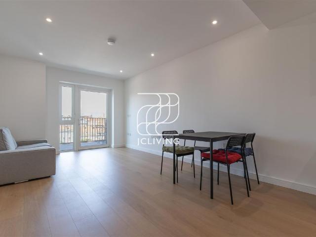 House for rent in Fulham Reach, Greater London
