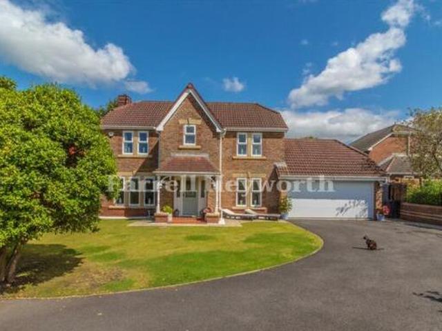 House for sale in Lyons, Greater London
