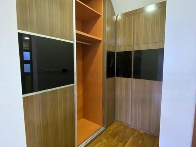 Condominium for sale in Ulu Pandan