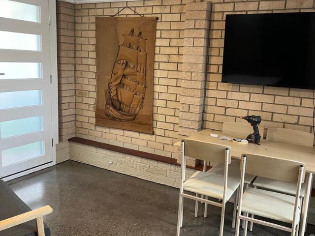 Apartment for rent in Holland Park, Greater Brisbane