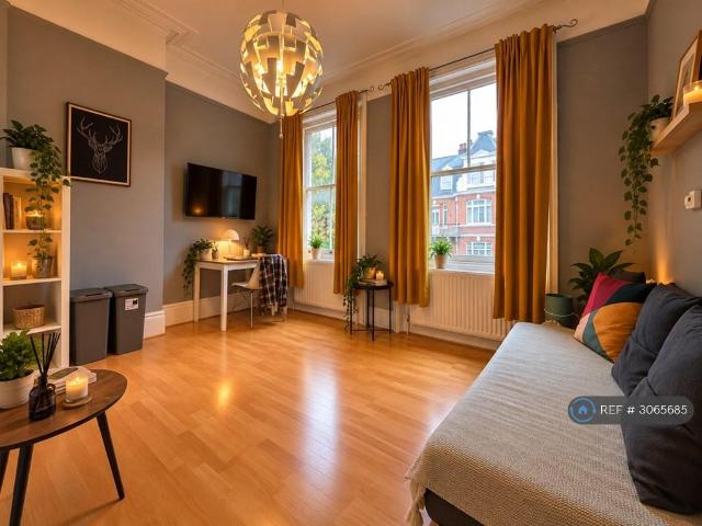 Apartment for rent in Royal Borough of Kensington and Chelsea, Greater London