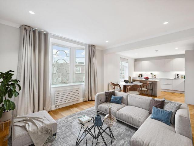 Apartment for rent in Kensington, Greater London