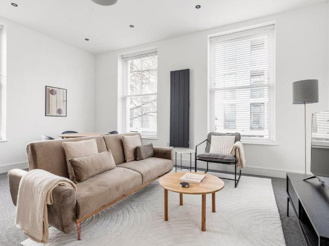 Apartment for rent in Kensington, Greater London