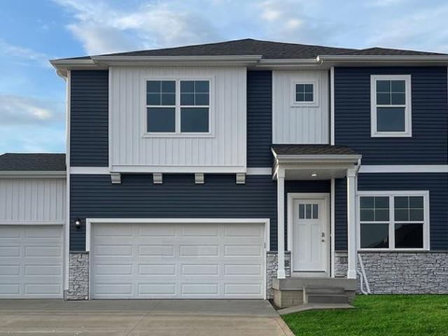 House for sale in Linn, Iowa