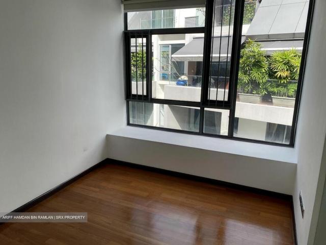 Condominium for rent in Holland