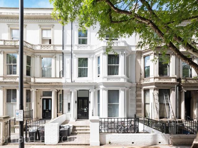House for rent in Kensington, Greater London