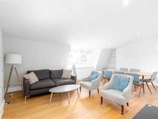 House for rent in Kensington, Cat Hill