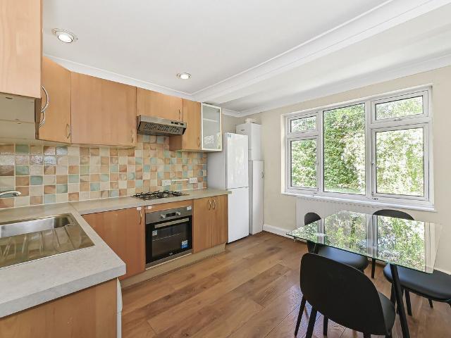 Apartment for rent in Willesden Green, Greater London