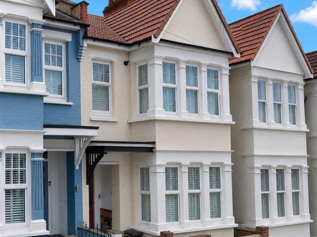 Apartment for rent in Alton Barnes, Essex