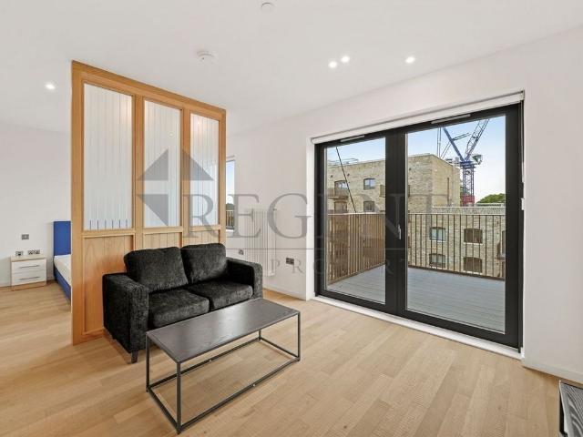 Studio for rent in London Borough of Hounslow, Greater London