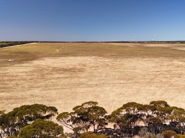 Cottage for sale in Holleton, Western Australia