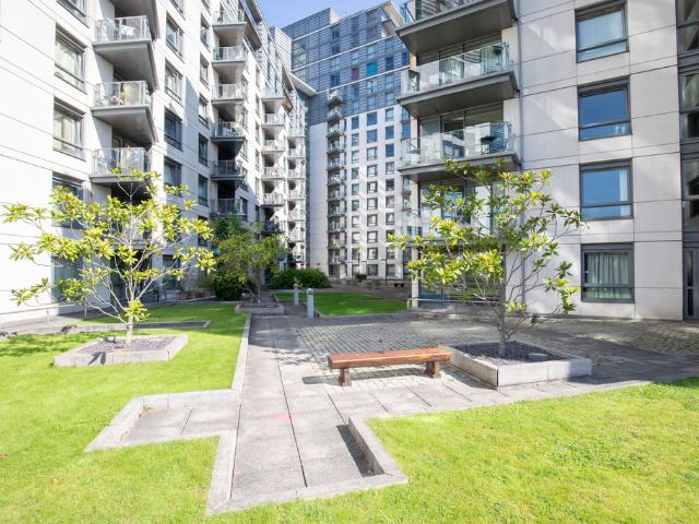 Apartment for rent in Park Central, Birmingham