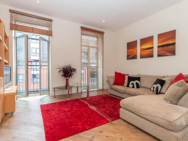 Apartment for rent in Park Central, Birmingham