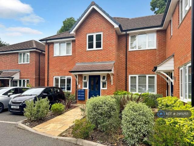 Apartment for rent in Kingswood, North Watford