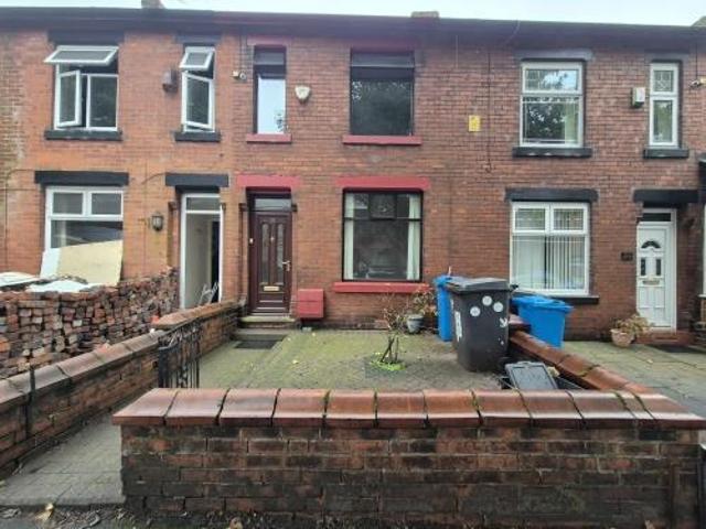 House for rent in Springhead, Oldham