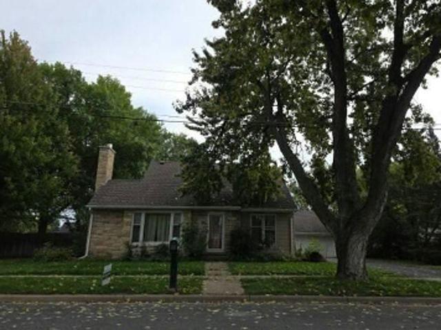 House for sale in Central Lakeville, Lakeville