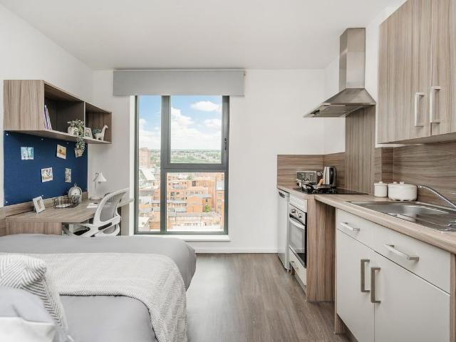 Room for rent in City Centre, South Yorkshire
