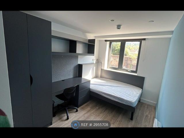 Apartment for rent in Whiteway, Dulcote