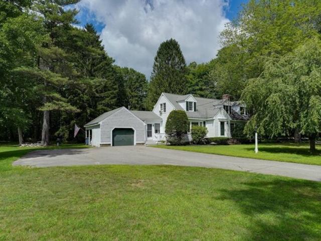 House for sale in Medway, Massachusetts