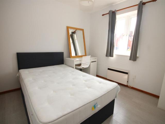 Room for rent in Guildford Park, Westborough