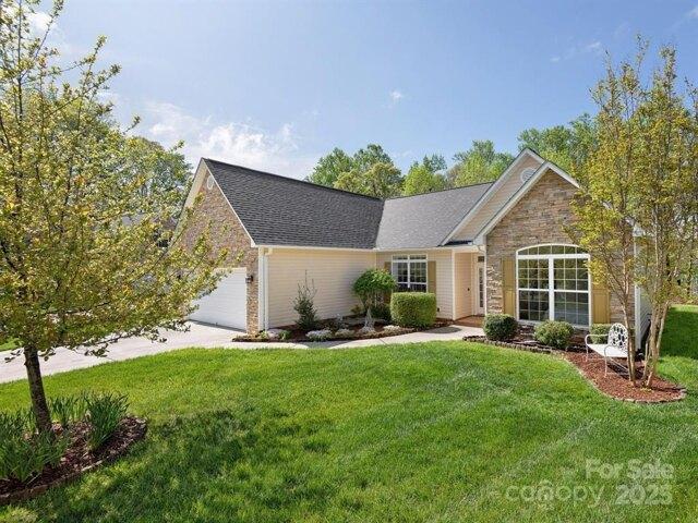 House for sale in Arden