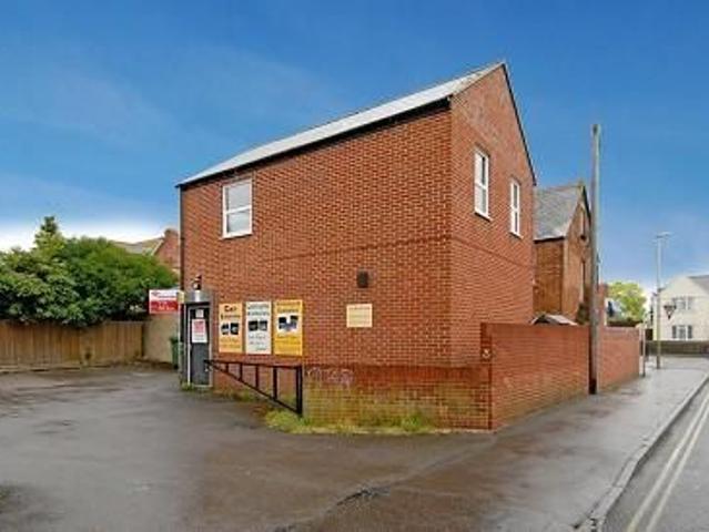Studio for rent in The Slade, Oxfordshire