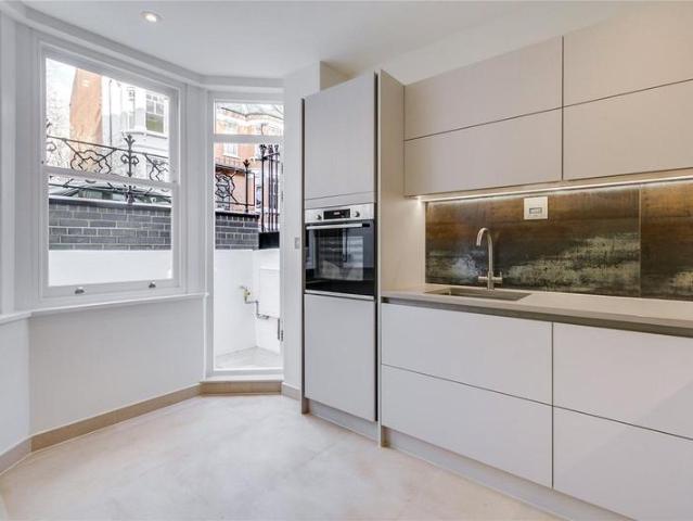 House for rent in Highbury, Highbury