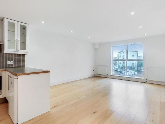 Apartment for rent in London Borough of Islington, Greater London