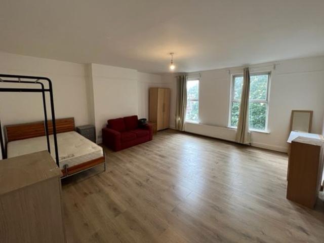 Apartment for rent in Holloway, Greater London