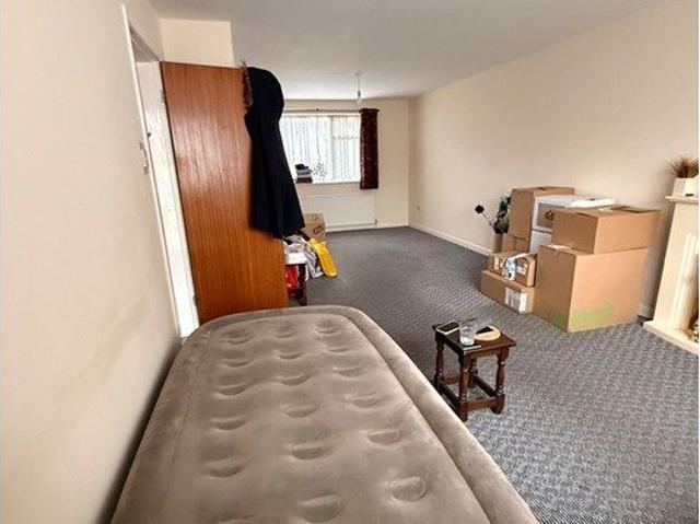 House for rent in Littleover, East Midlands